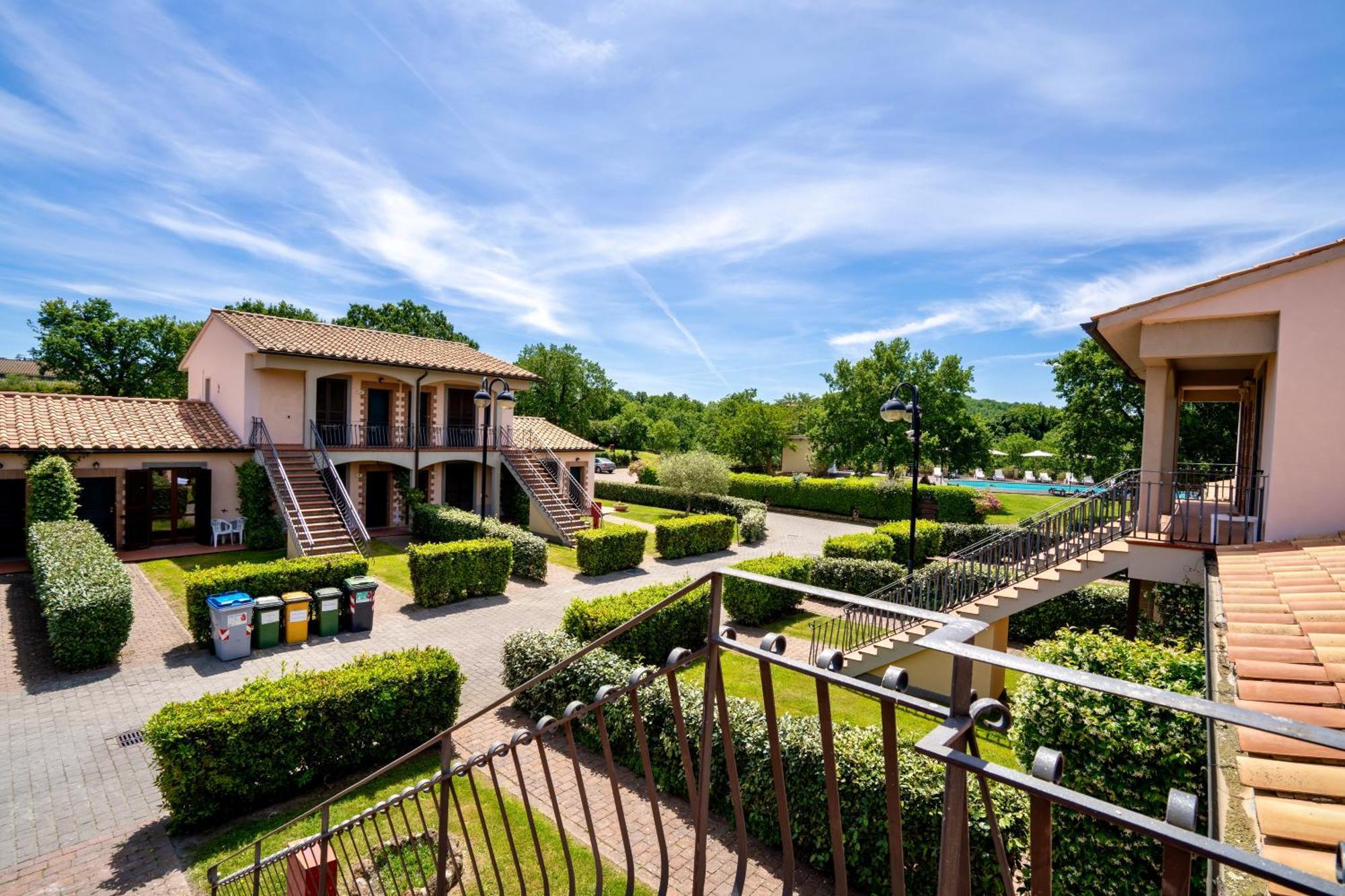 Isa - Residence With Swimming Pool In Sorano, Apartments With Air Conditioning And Private Outdoor Area Dış mekan fotoğraf